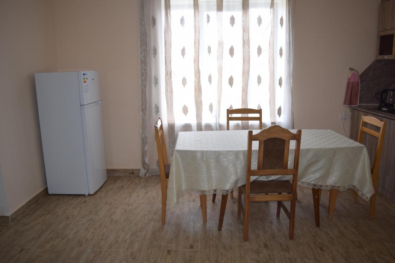 Home Garni Exterior foto