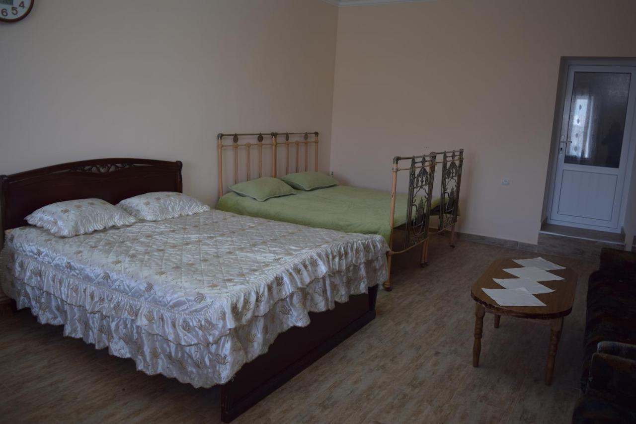 Home Garni Exterior foto