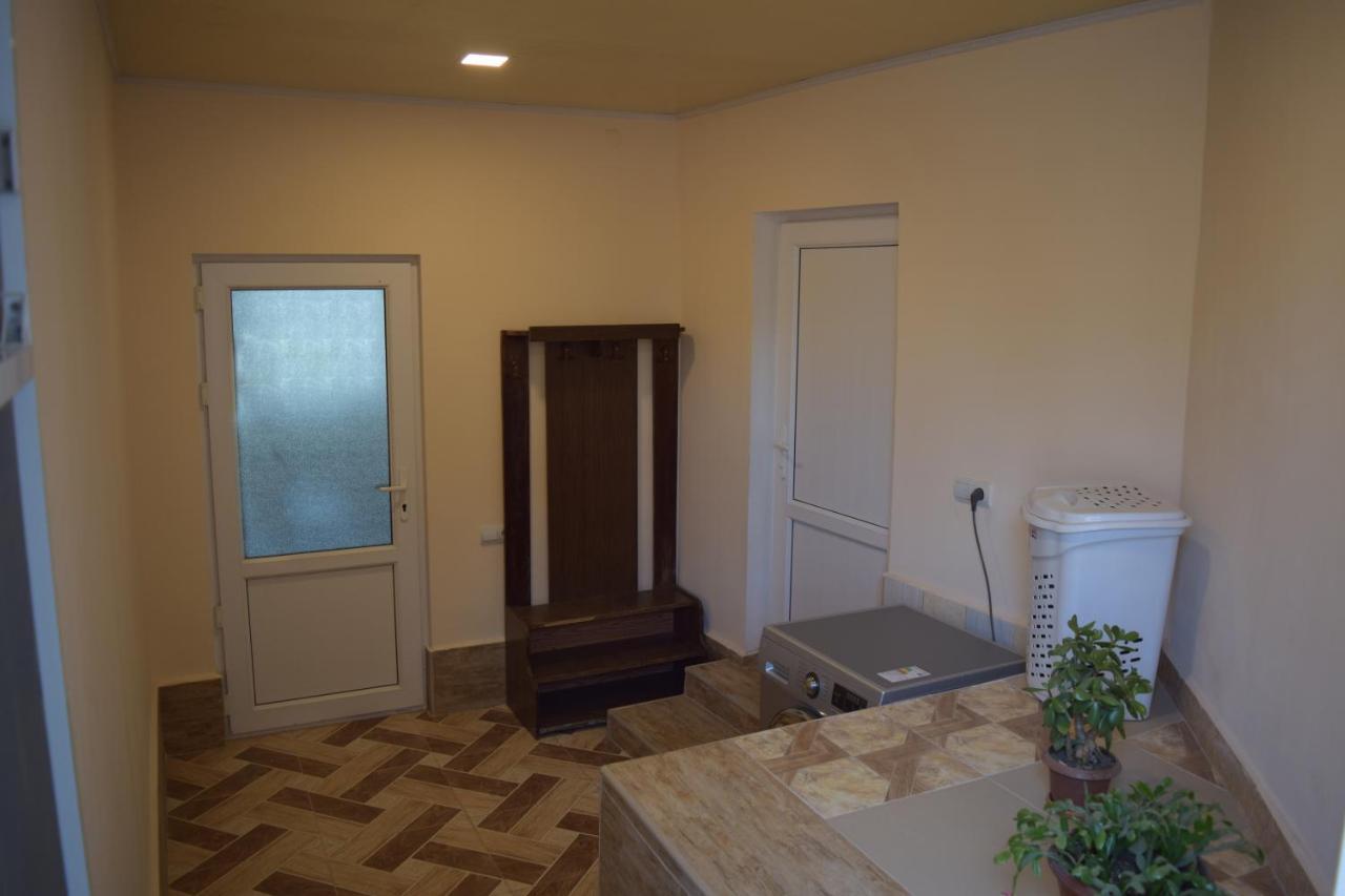 Home Garni Exterior foto